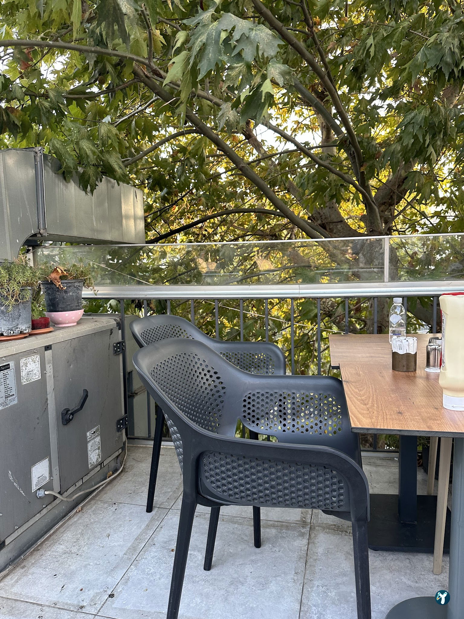 Hemhal Cafe