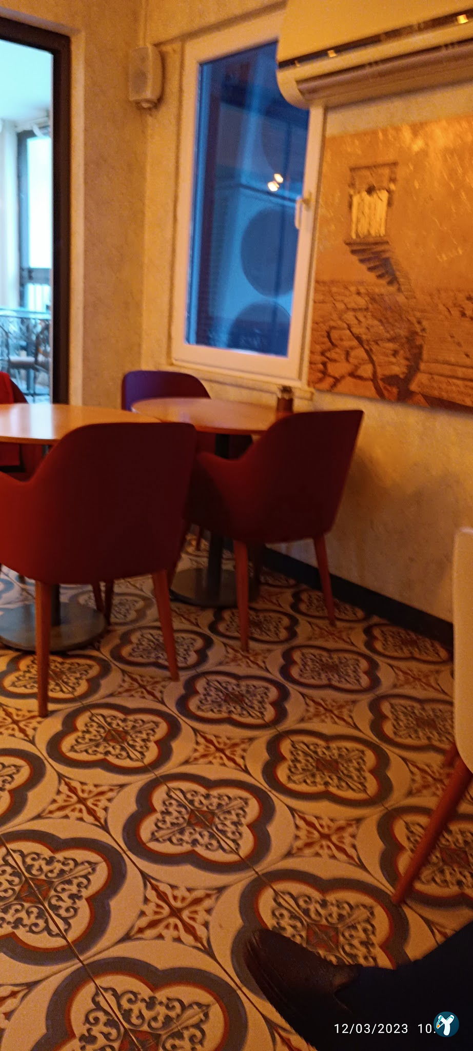 Hemhal Cafe