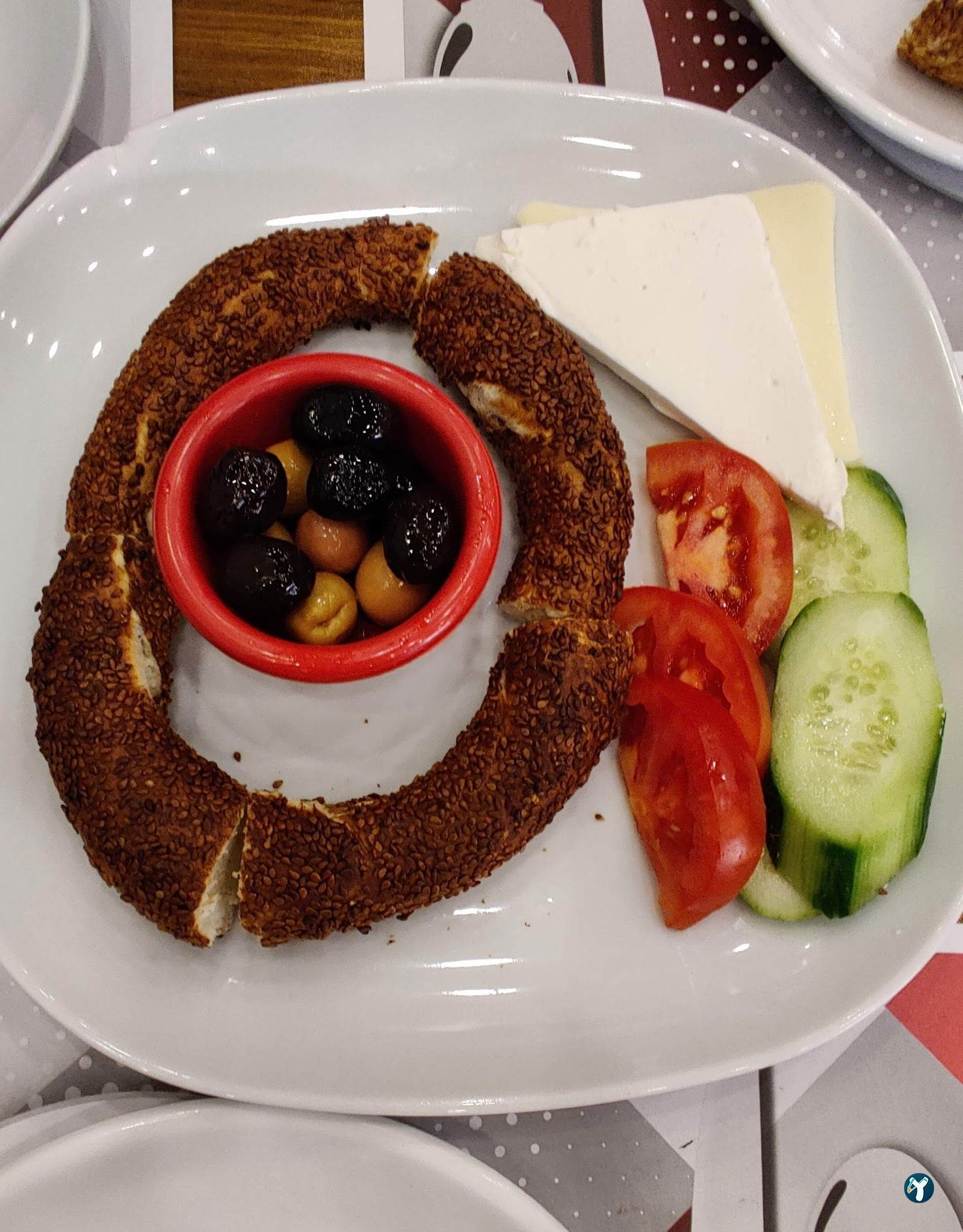Tuna Simit & Cafe