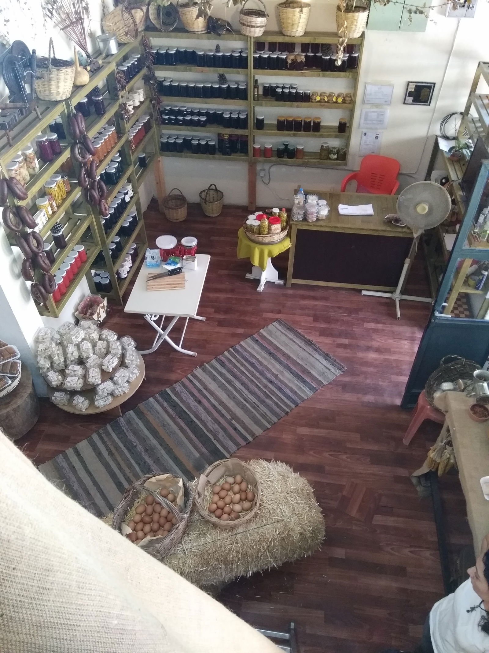 Hafize Ana Yöresel Ürünler Ve Manda Yoğurdu