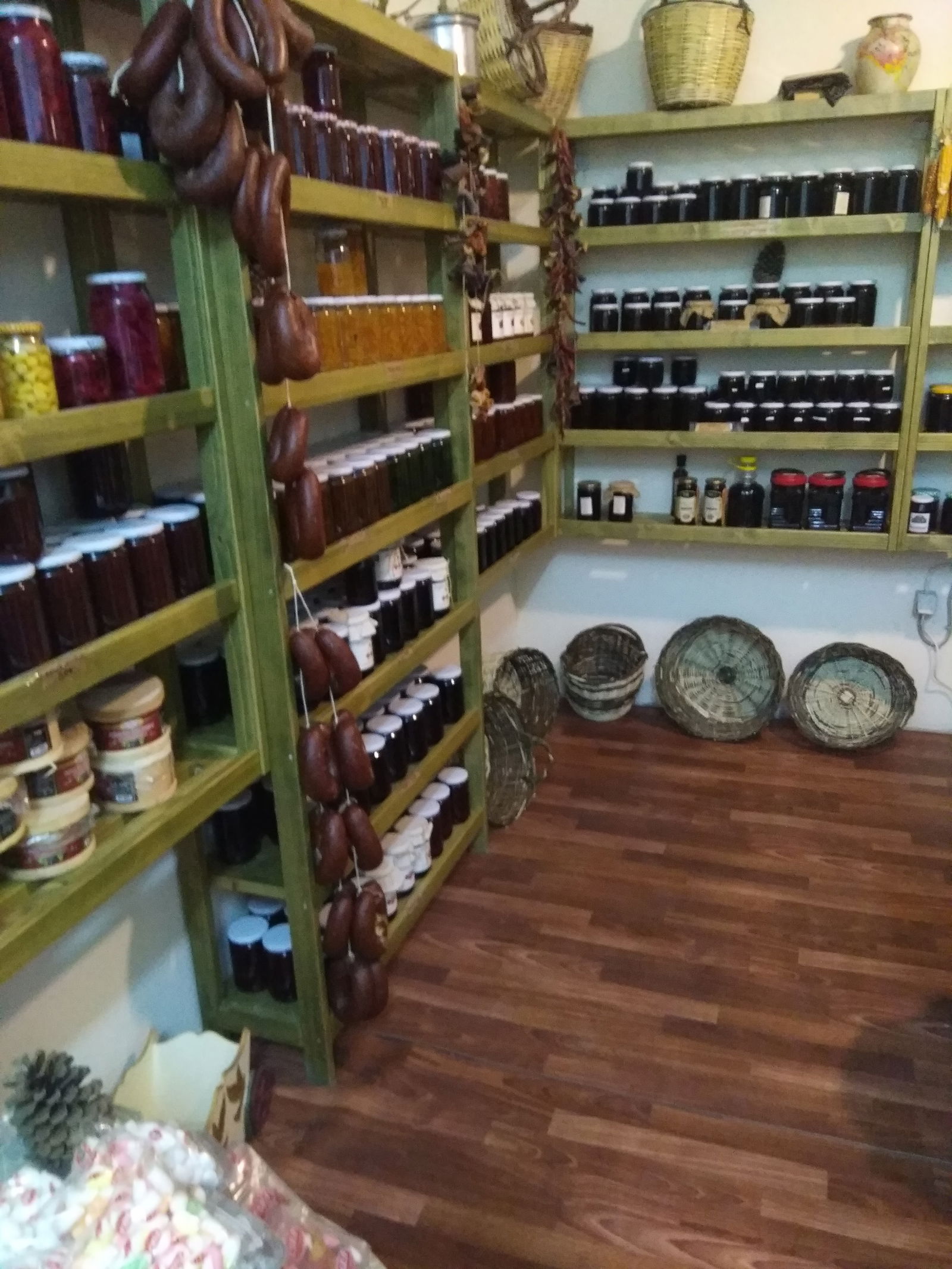 Hafize Ana Yöresel Ürünler Ve Manda Yoğurdu