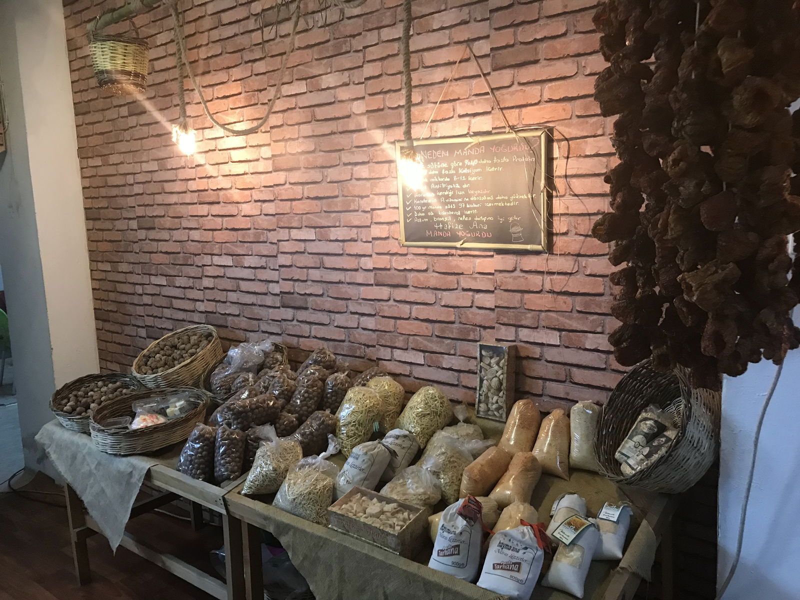 Hafize Ana Yöresel Ürünler Ve Manda Yoğurdu