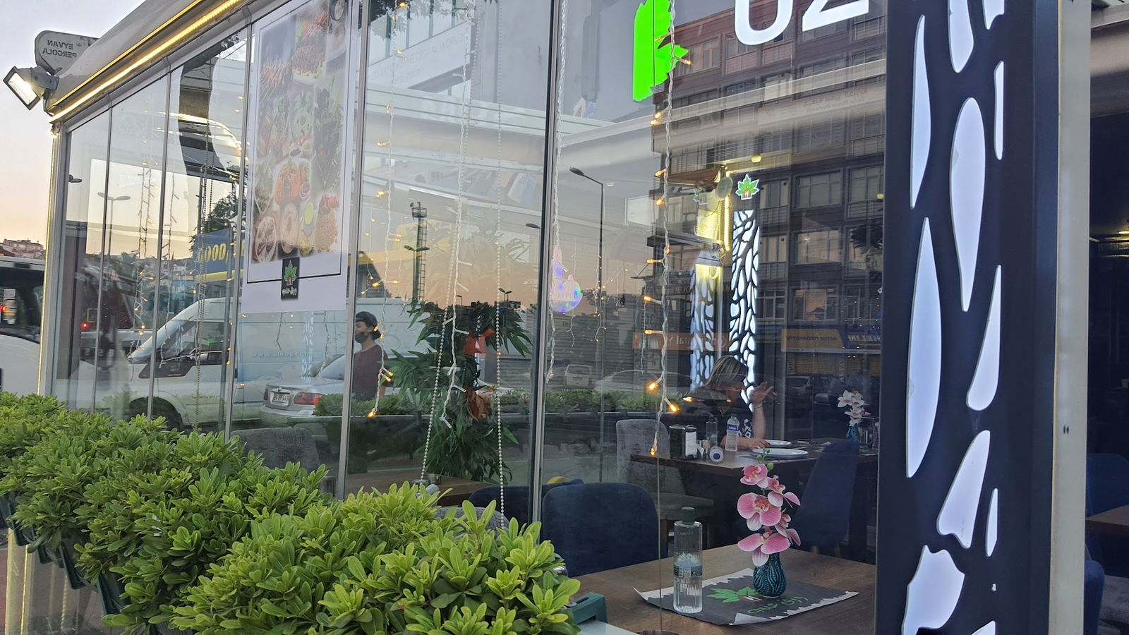 Üzüm Yaprağı Cafe