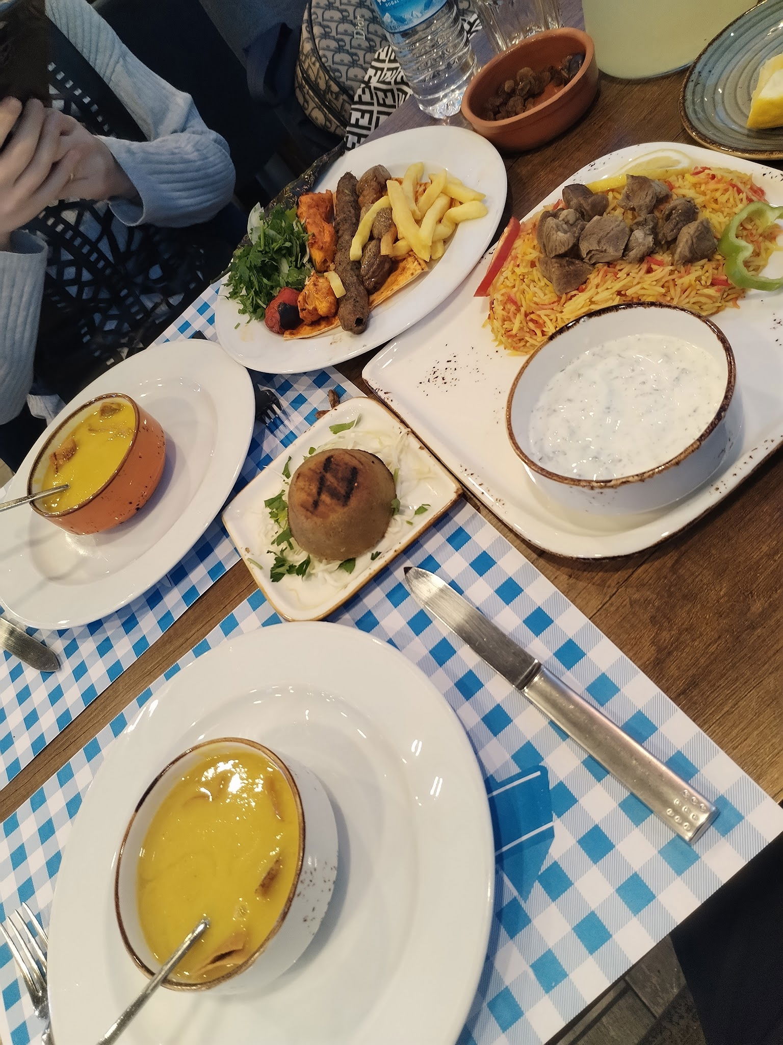 Üzüm Yaprağı Cafe