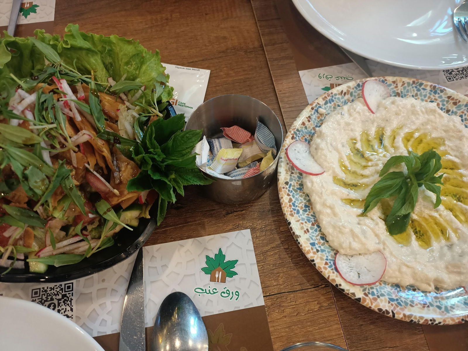 Üzüm Yaprağı Cafe