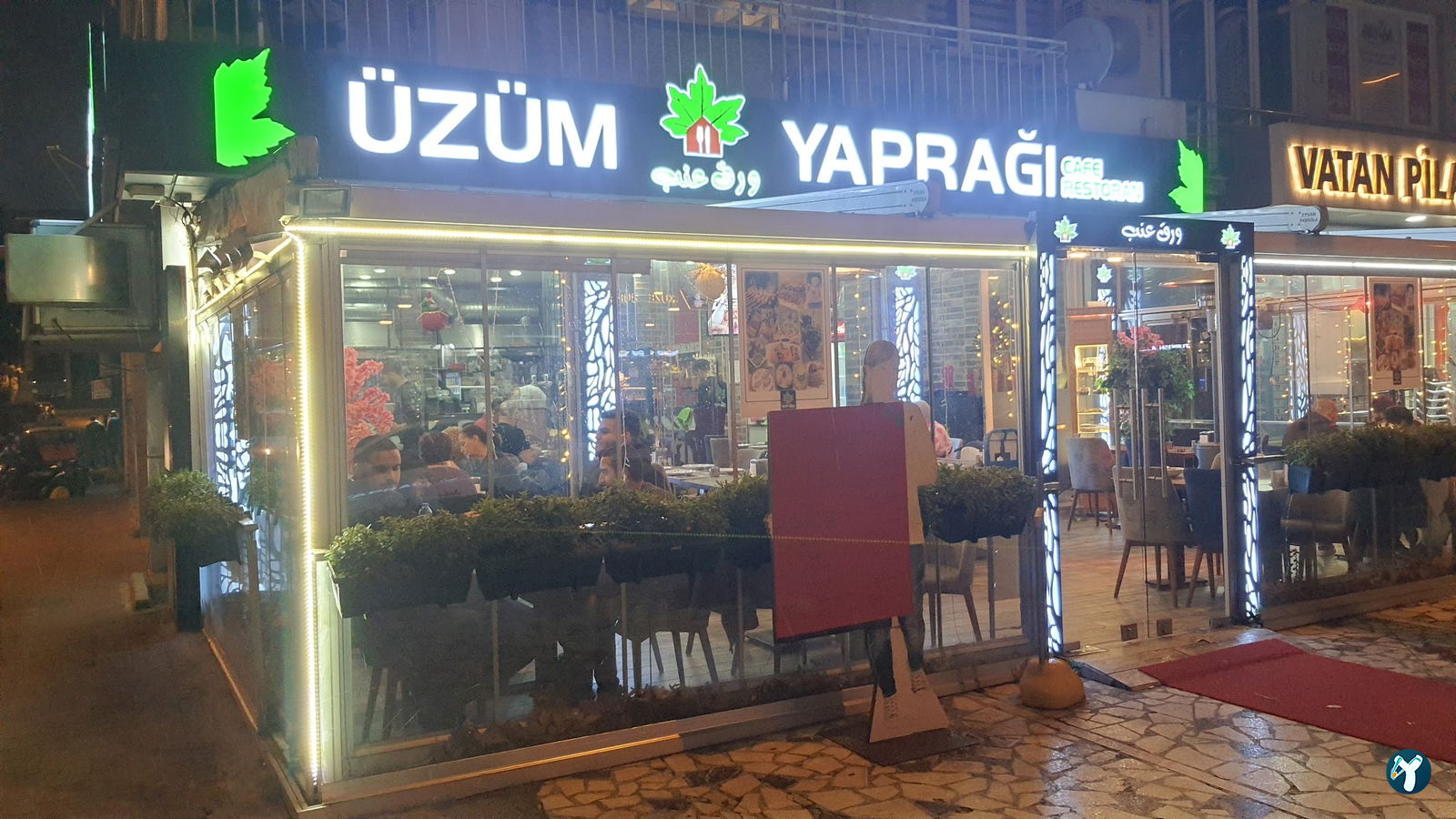 Üzüm Yaprağı Cafe