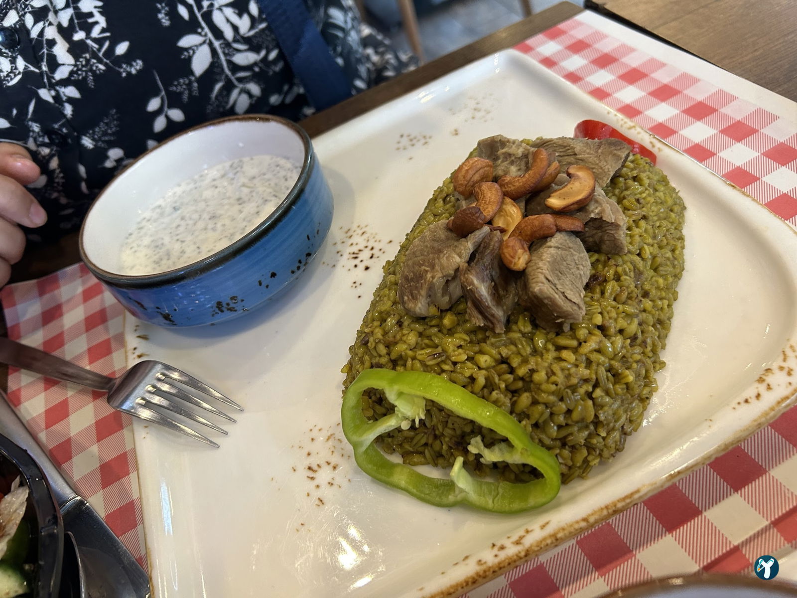 Üzüm Yaprağı Cafe
