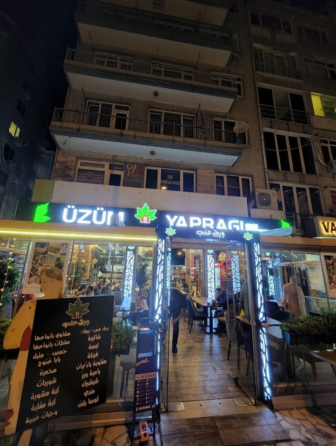 Üzüm Yaprağı Cafe