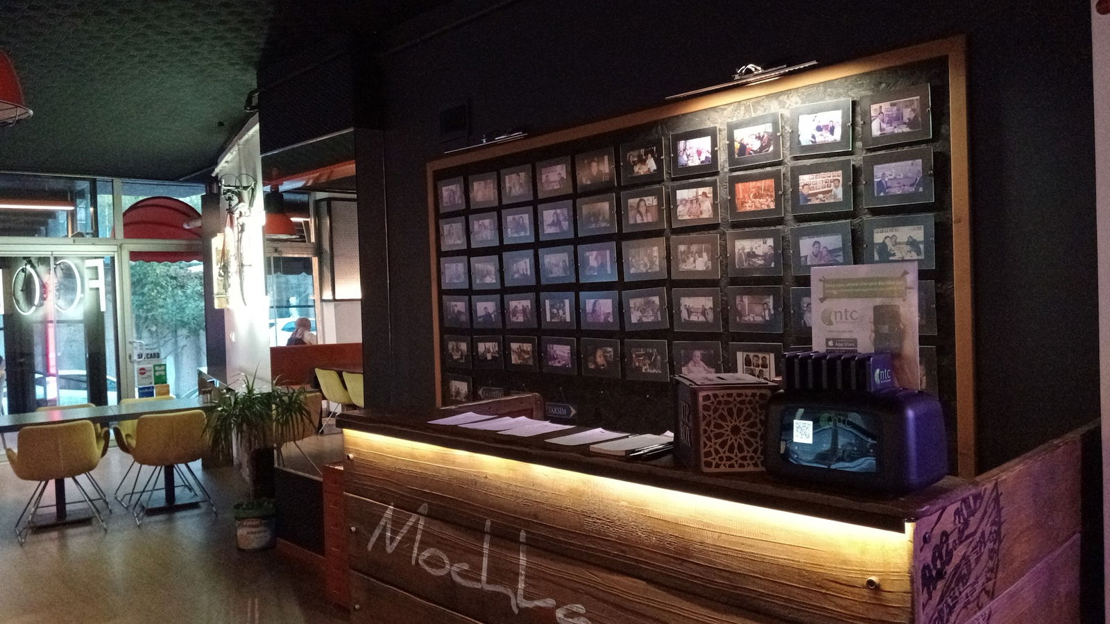 Mochka Cafe & Restaurant