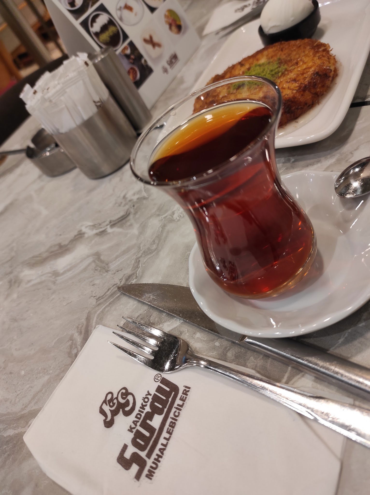 Kadıköy Saray Muhallebicileri