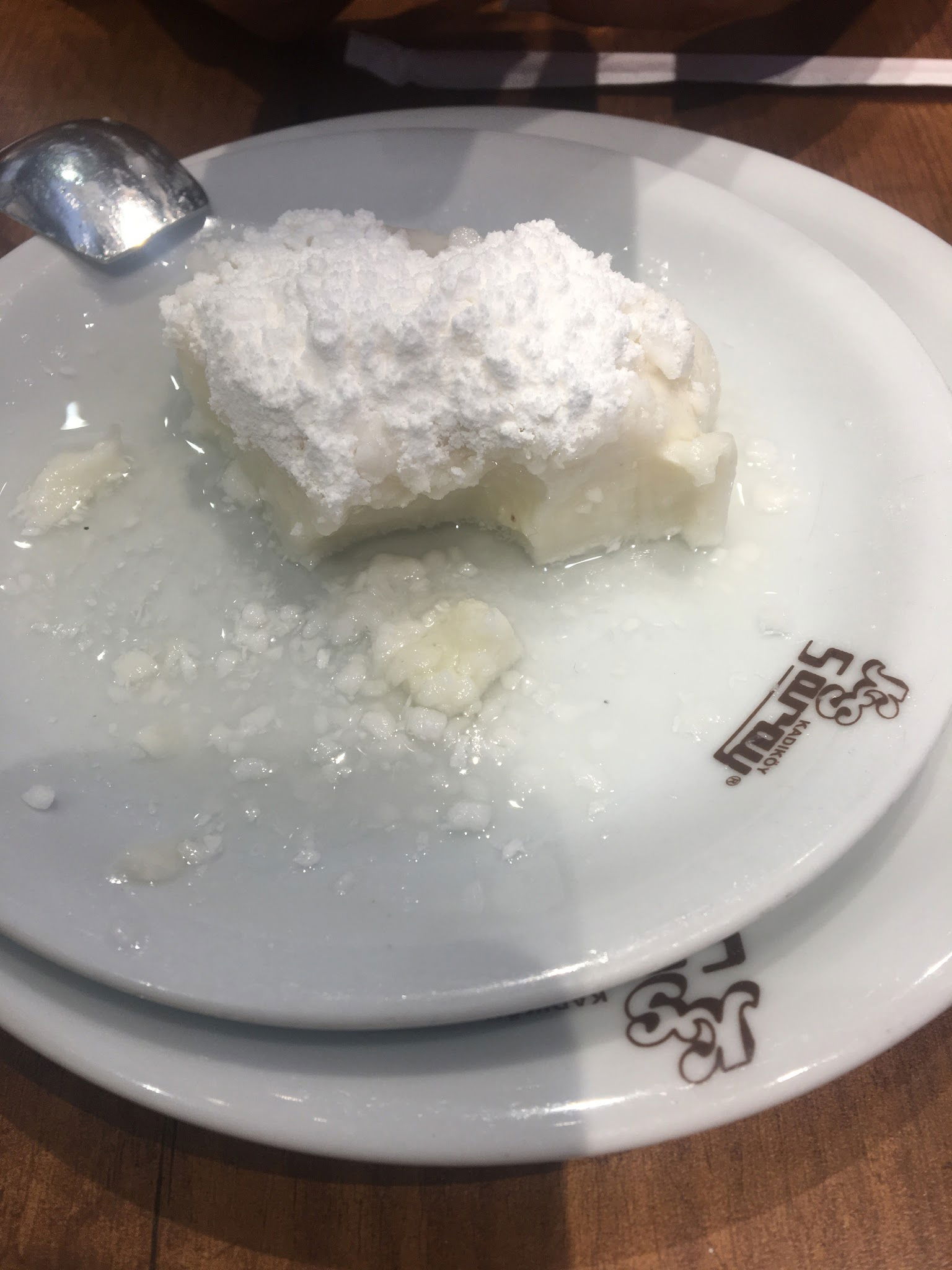 Kadıköy Saray Muhallebicileri