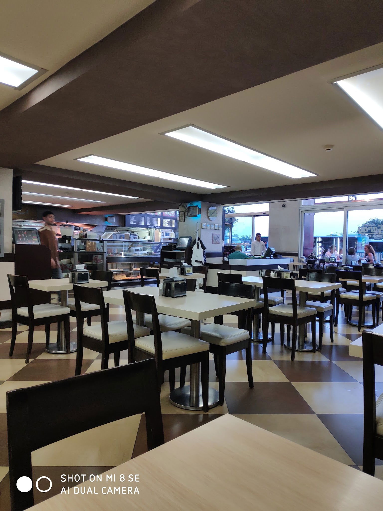 Kadıköy Saray Muhallebicileri