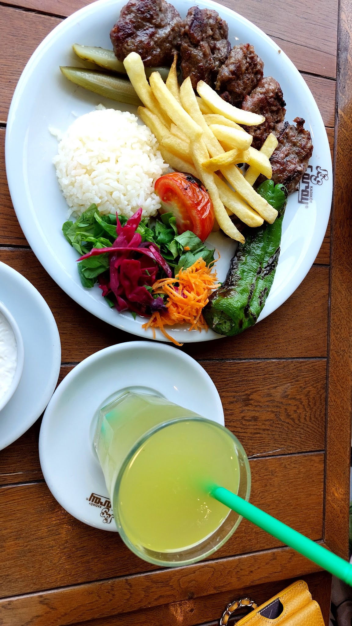 Kadıköy Saray Muhallebicileri