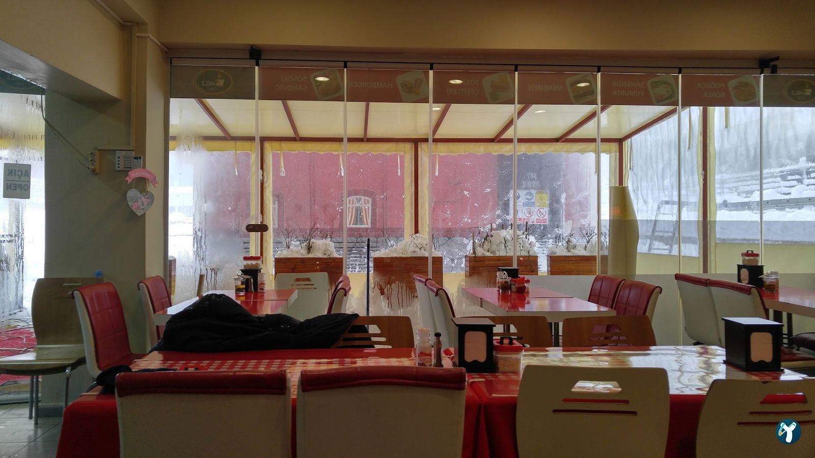 Sakli Cafe