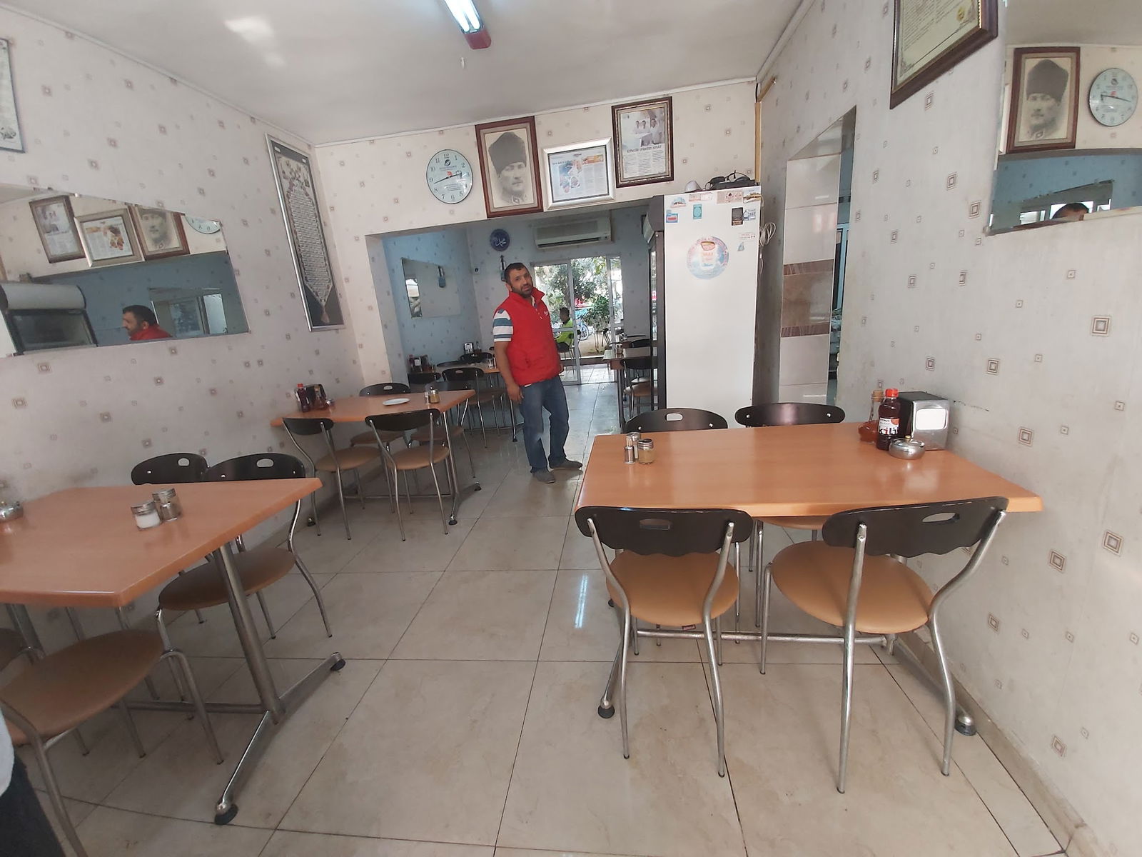 İnegöl Köftecisi Kemal Usta