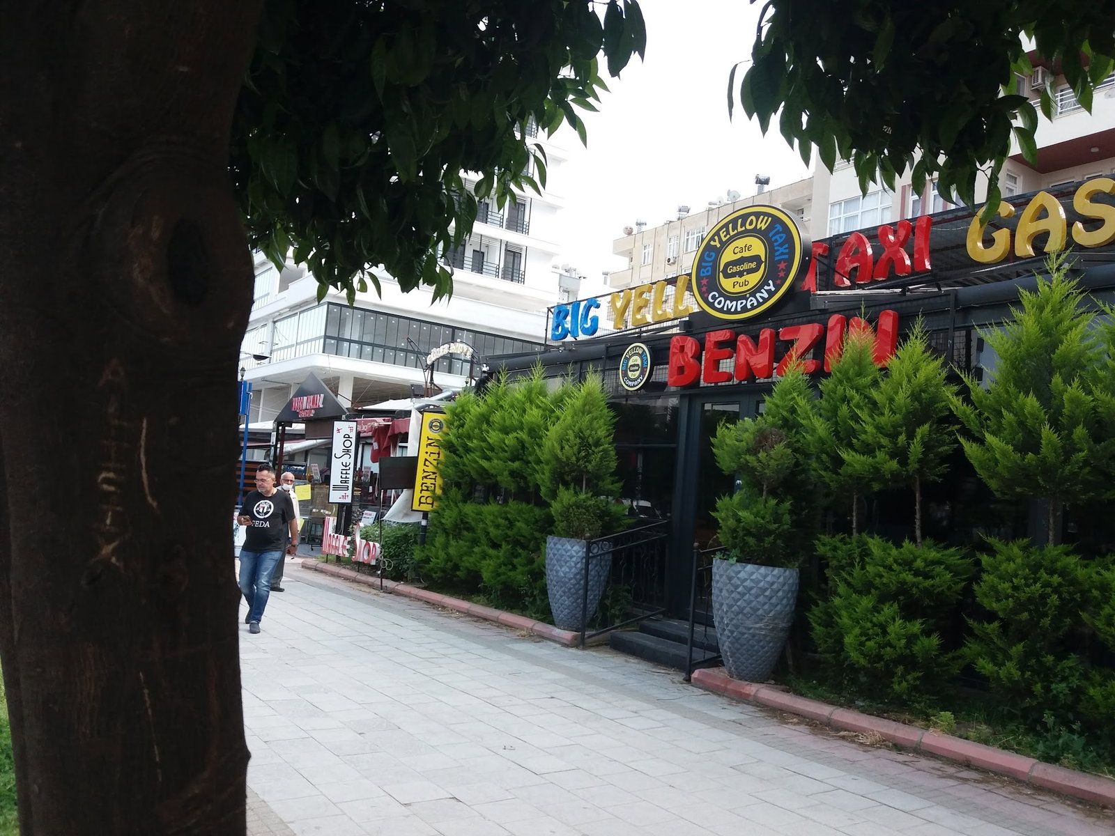 Benzin Cafe Adana
