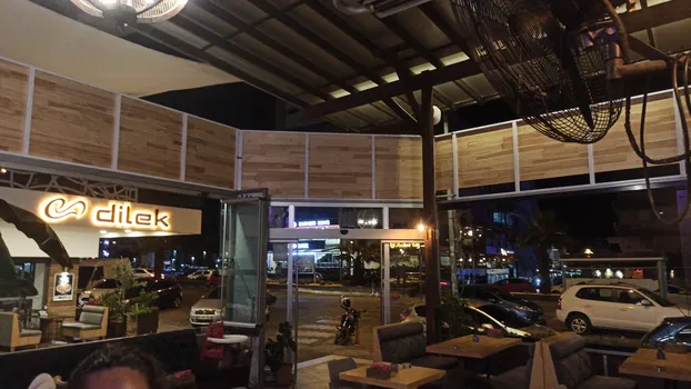 Cadde Cafe resimleri