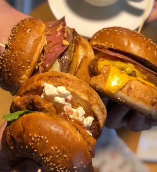 Burger Republic Karşıyaka resimleri