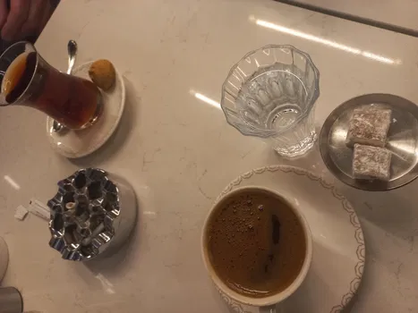 Bolulu Hasan Usta Gazi̇emi̇r Şubesi̇ resimleri