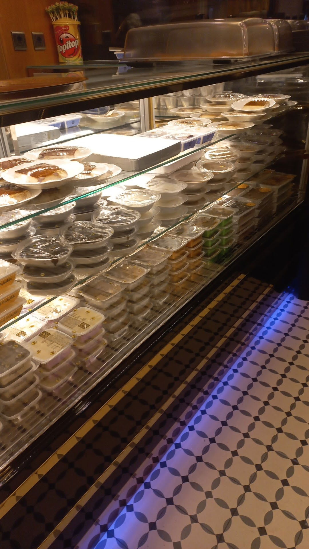 Bolulu Hasan Usta Gazi̇emi̇r Şubesi̇