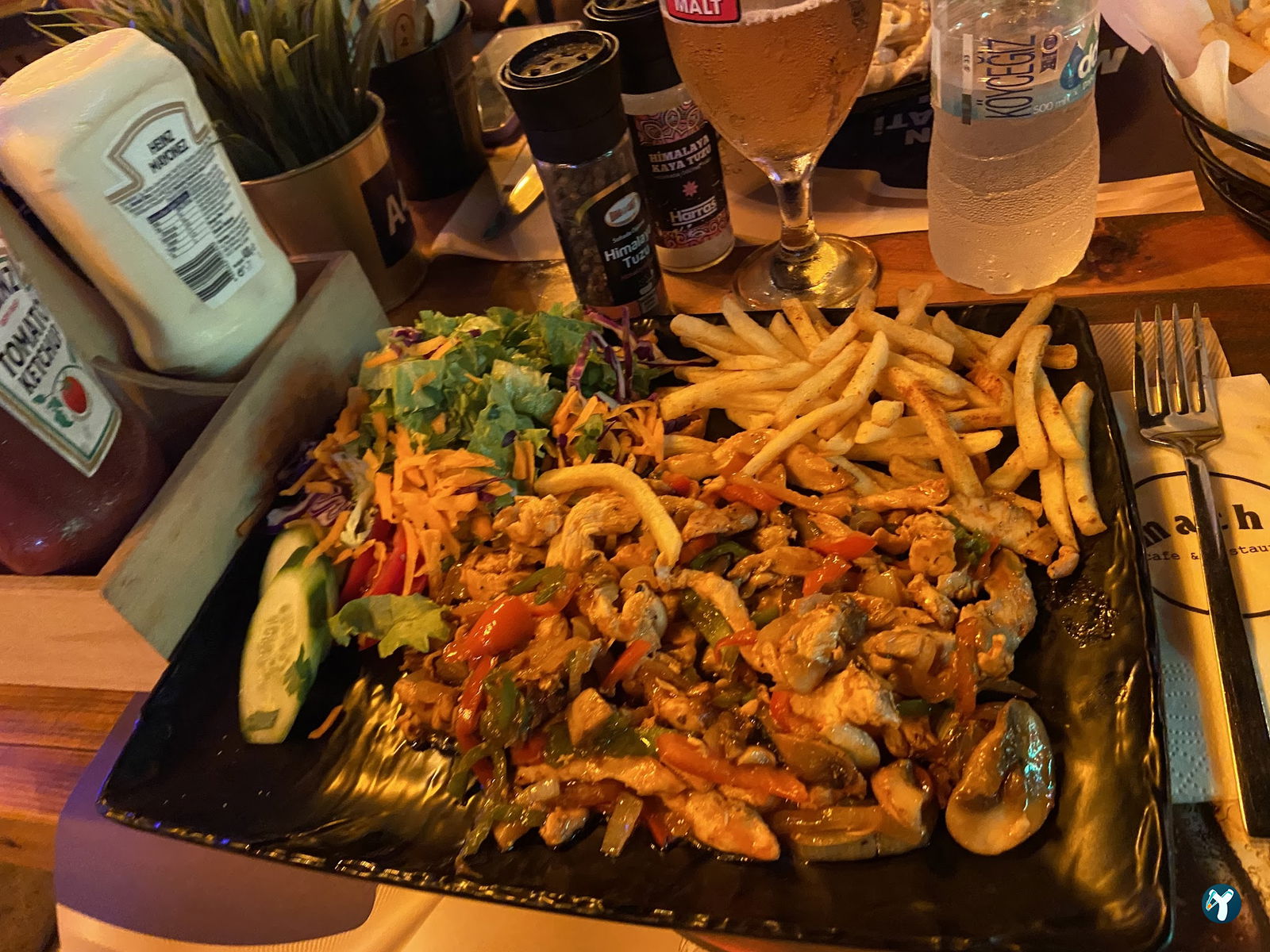 Macha Cafe Bistro