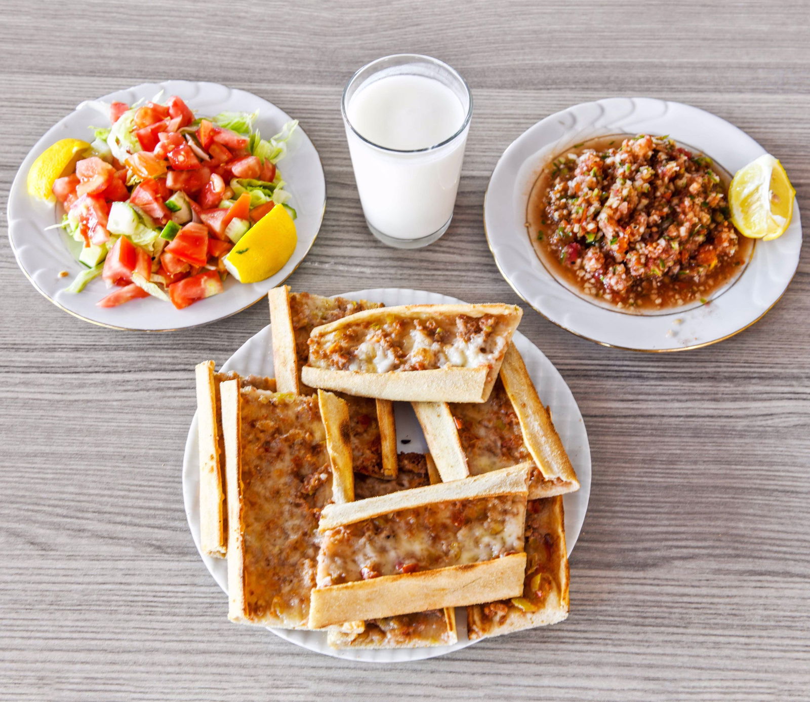 3'lü Kavurmalı Pide Menü