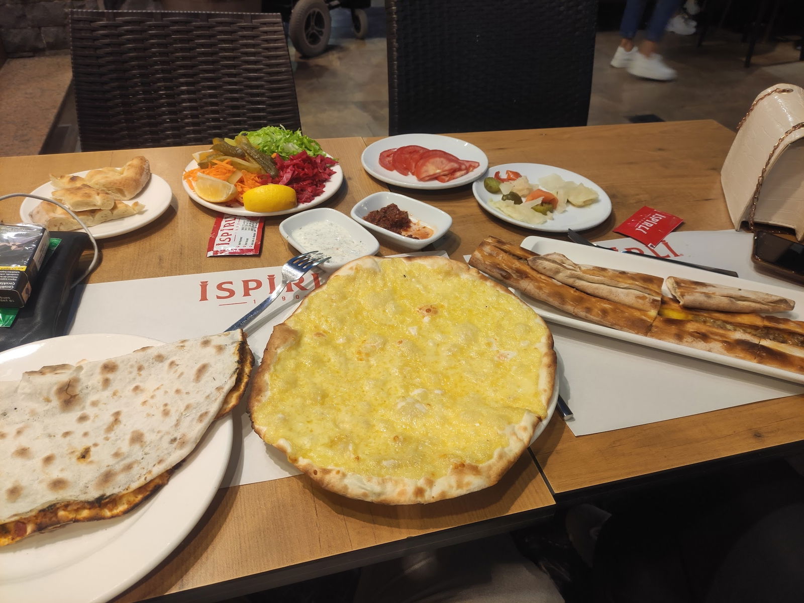 İspirli Pide Salonu