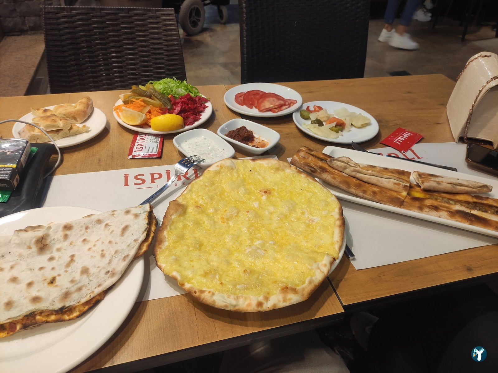 İspirli Pide Salonu