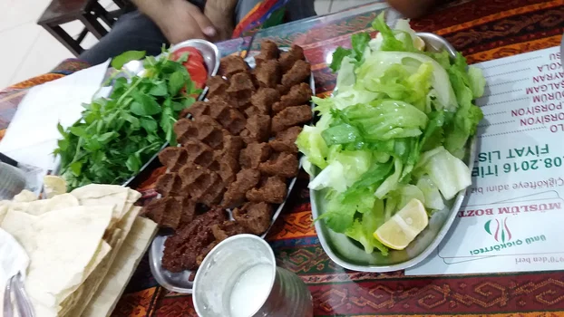 Ünlü Çiğköfteci Müslüm resimleri