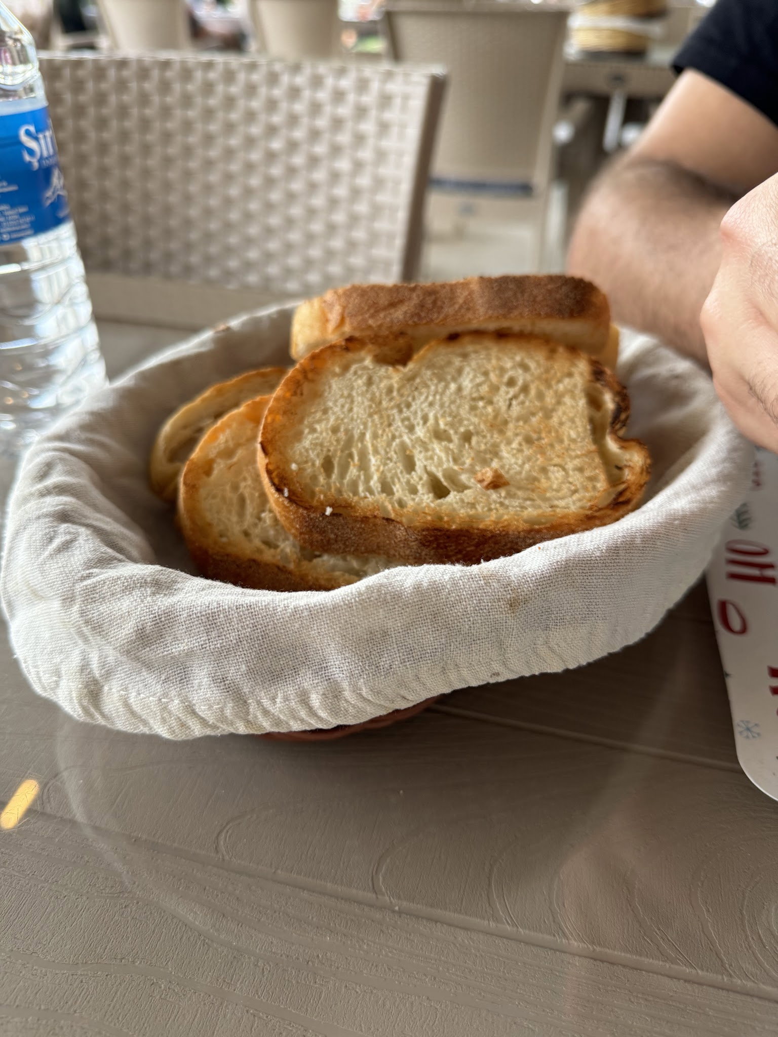 Kalabalık -Et -Balık Deniz Ürünleri Restoranı