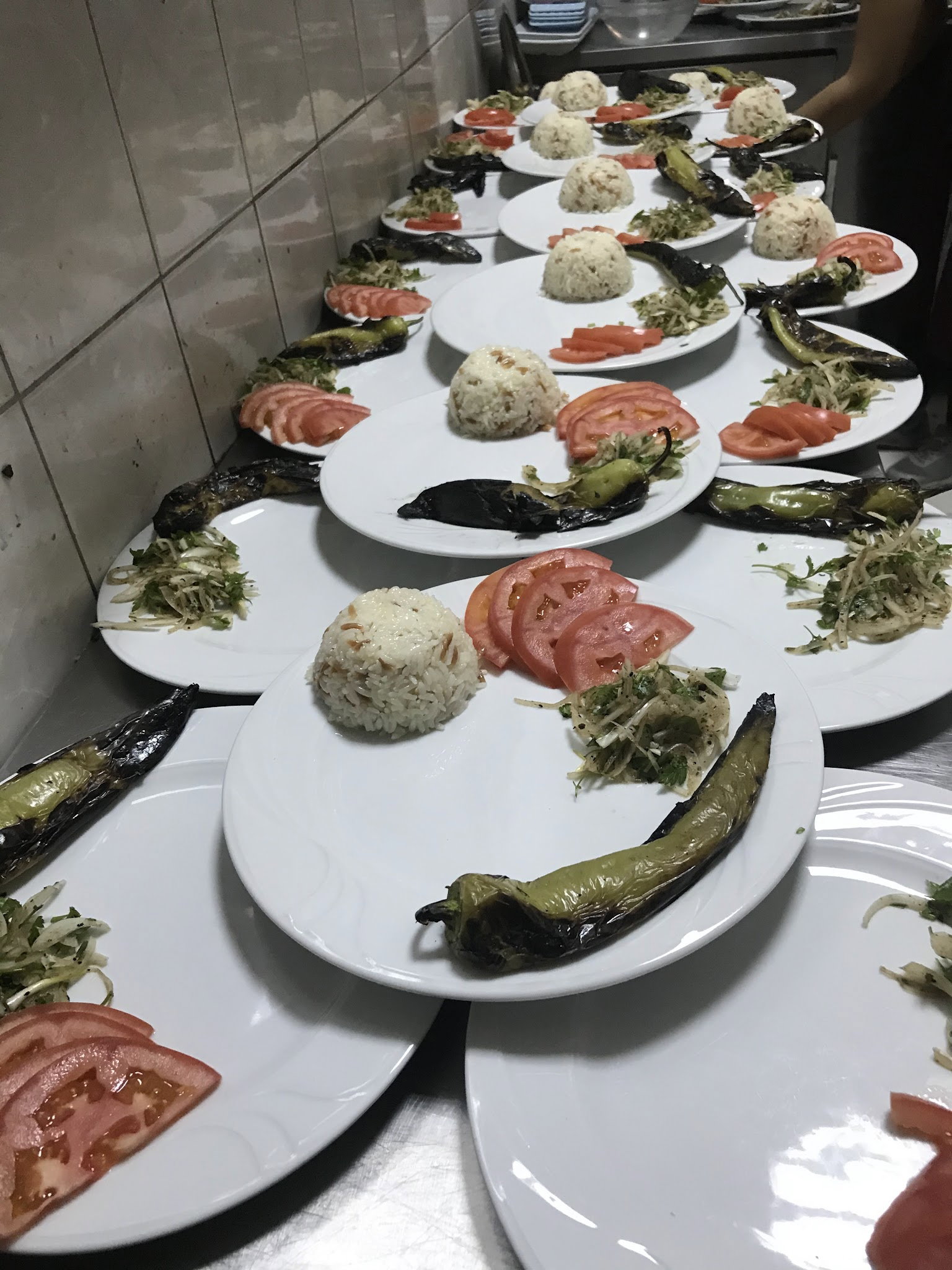 Kalabalık -Et -Balık Deniz Ürünleri Restoranı