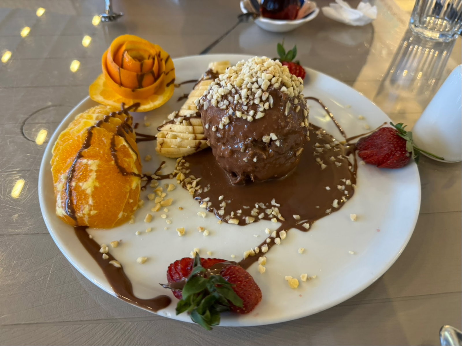 Kalabalık -Et -Balık Deniz Ürünleri Restoranı