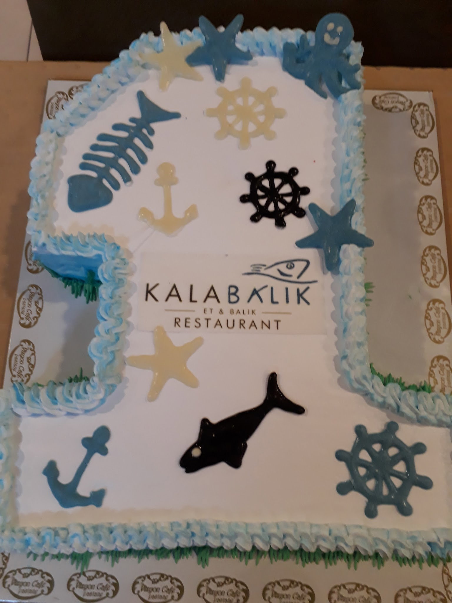 Kalabalık -Et -Balık Deniz Ürünleri Restoranı