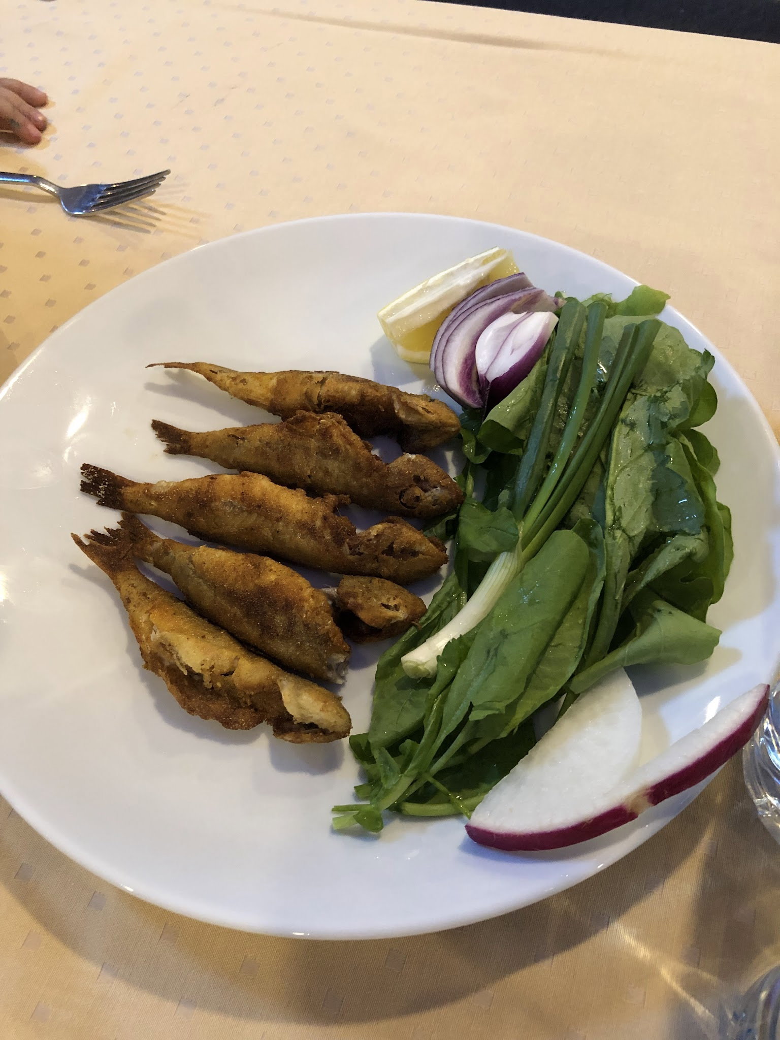 Kalabalık -Et -Balık Deniz Ürünleri Restoranı