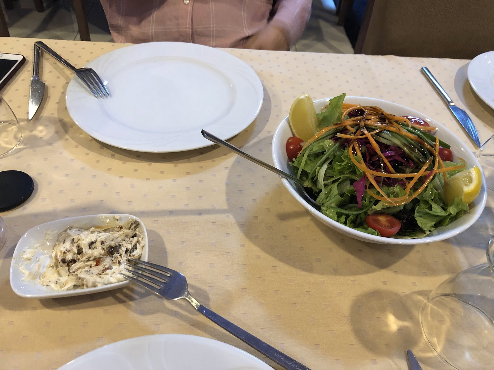 Kalabalık -Et -Balık Deniz Ürünleri Restoranı