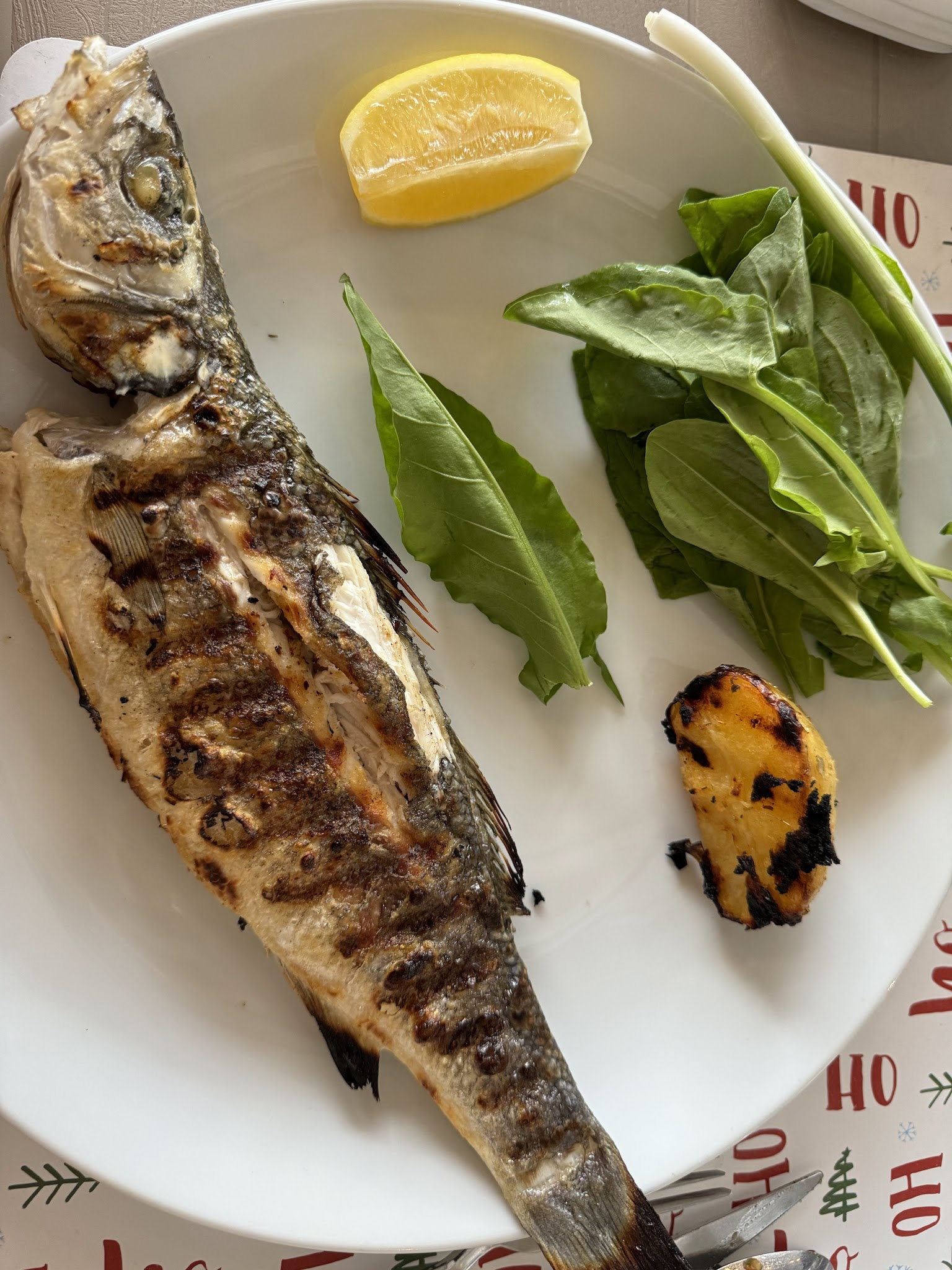 Kalabalık -Et -Balık Deniz Ürünleri Restoranı