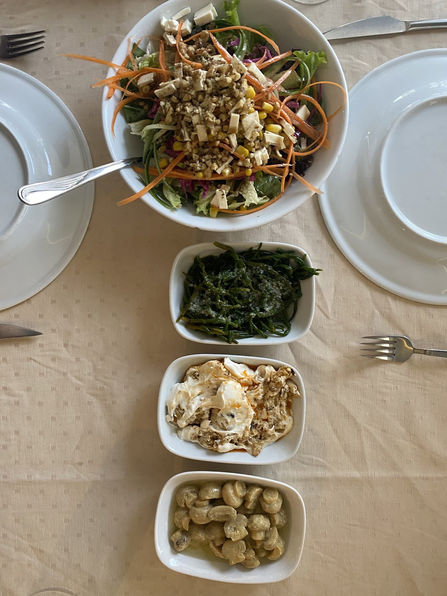 Kalabalık -Et -Balık Deniz Ürünleri Restoranı