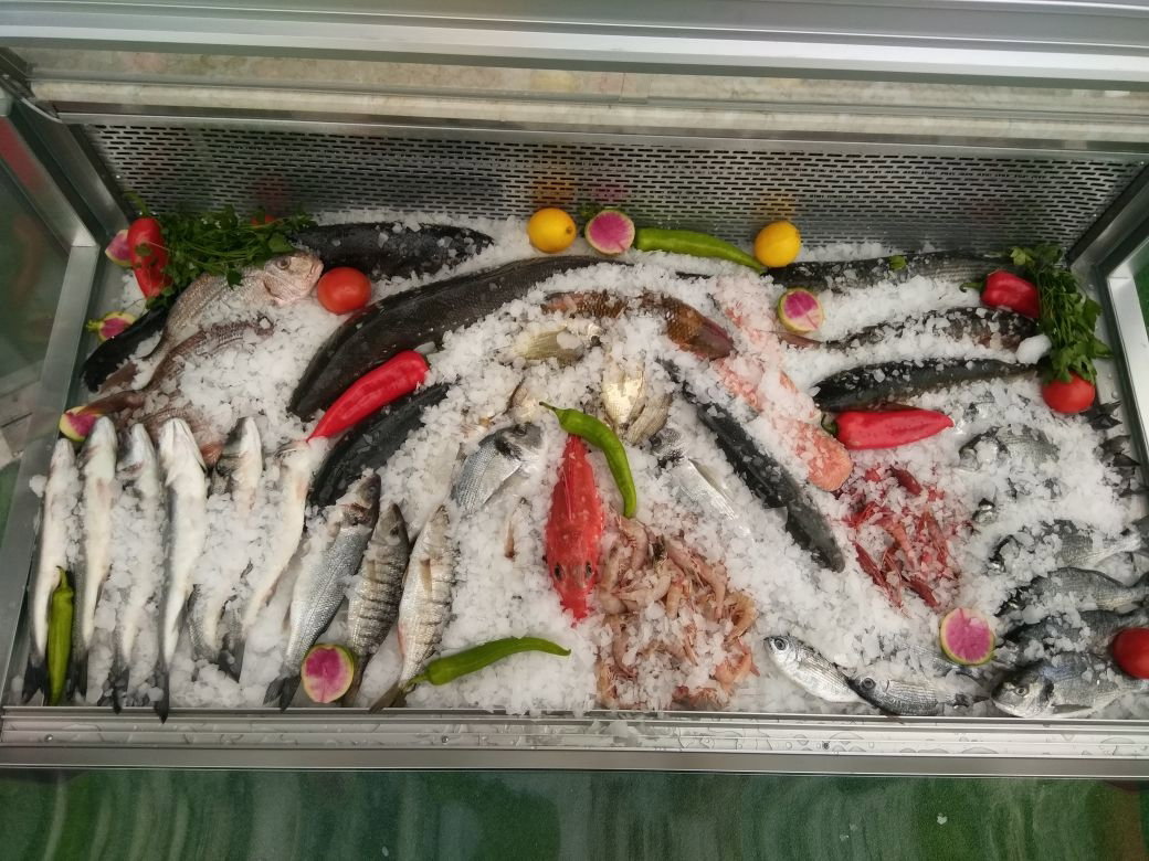 Kalabalık -Et -Balık Deniz Ürünleri Restoranı