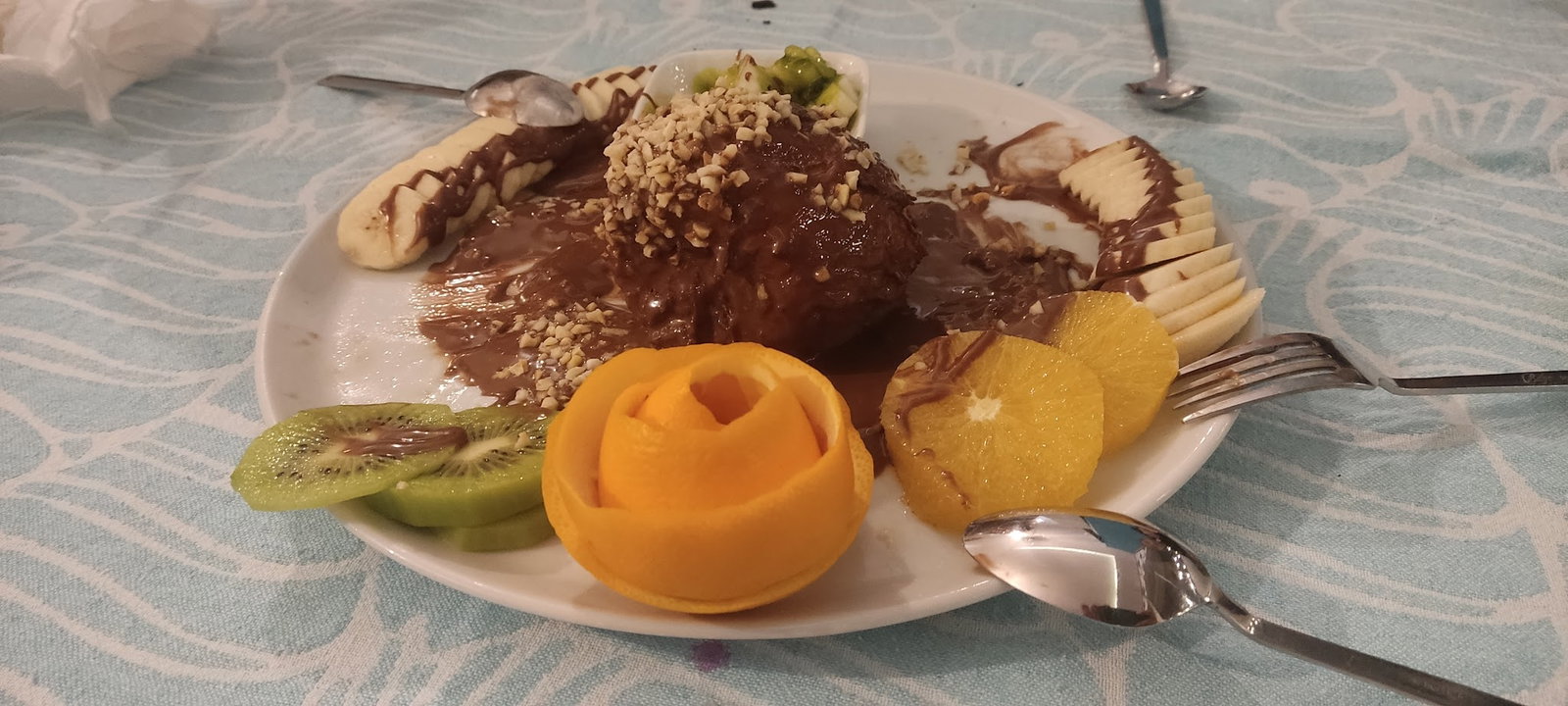 Kalabalık -Et -Balık Deniz Ürünleri Restoranı