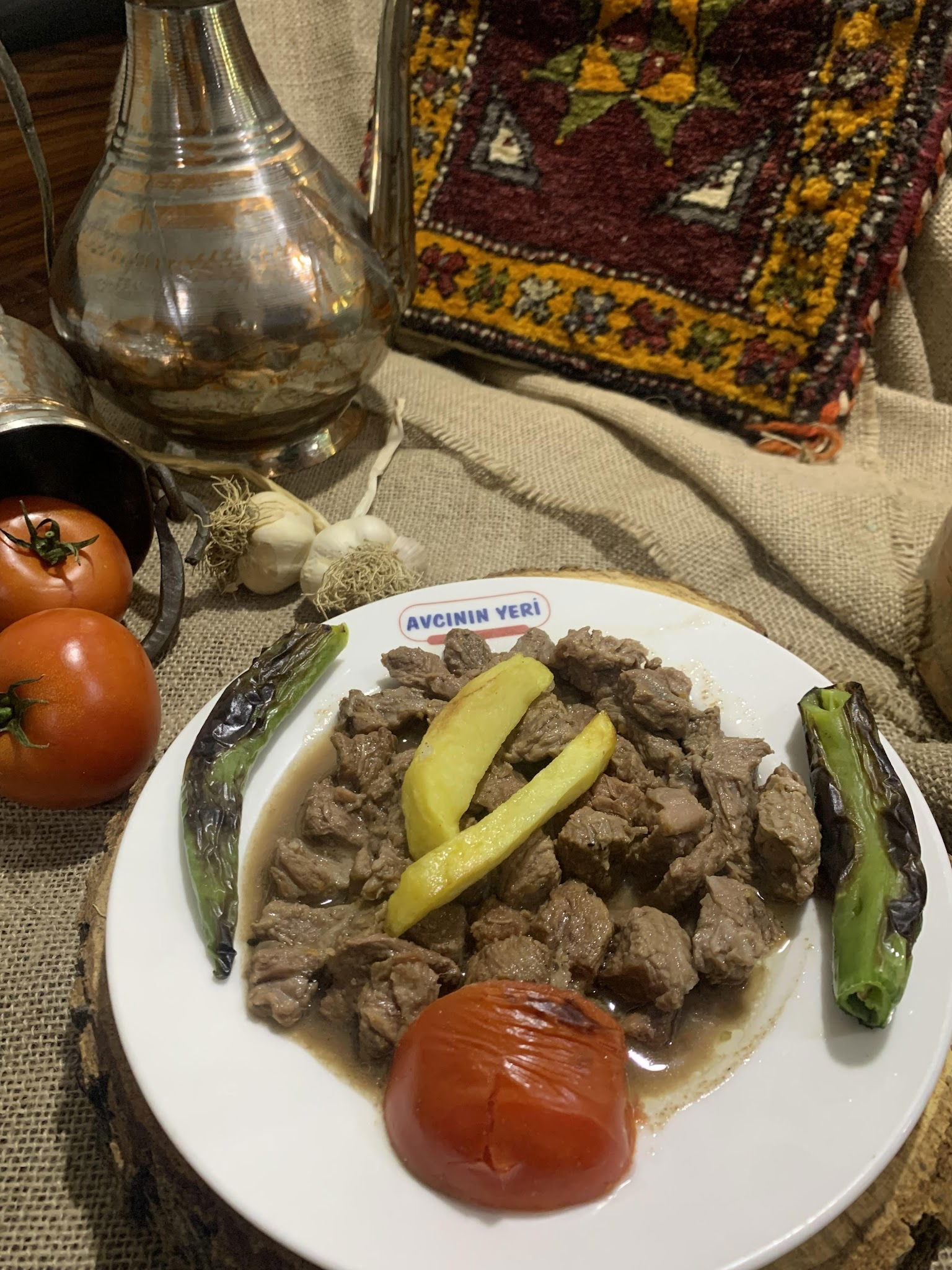 Avcinin Yeri̇ Akse Sapaği