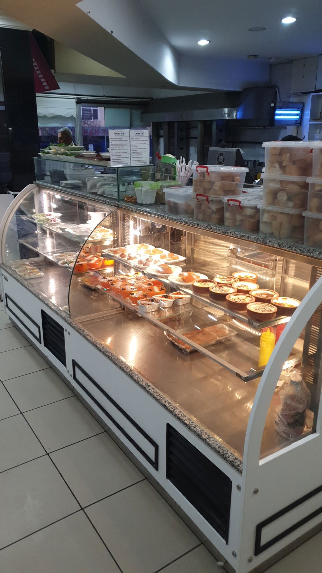 Avcinin Yeri̇ Akse Sapaği