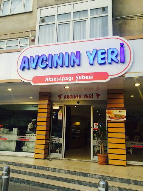 Avcinin Yeri̇ Akse Sapaği