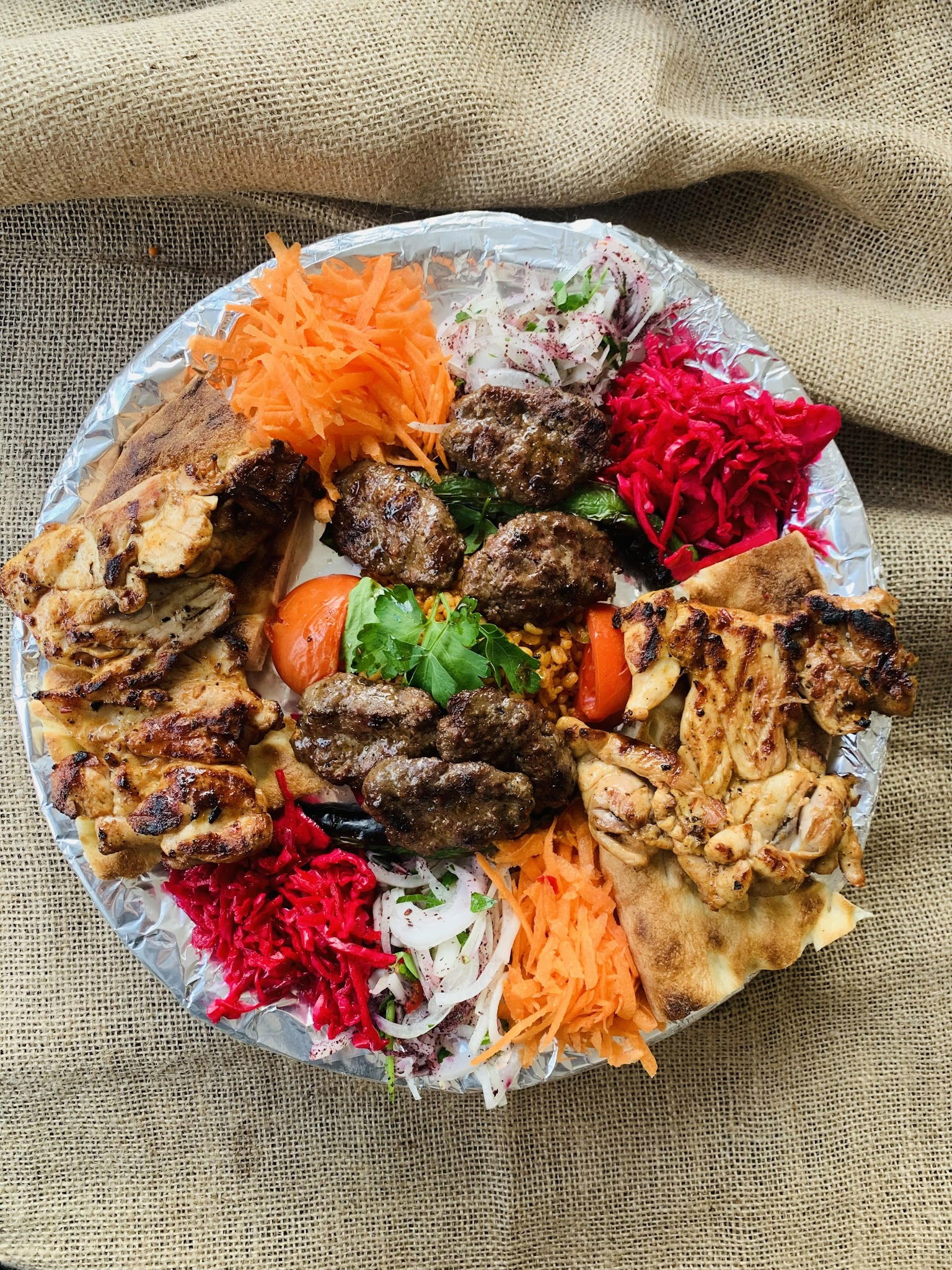 Avcinin Yeri̇ Akse Sapaği