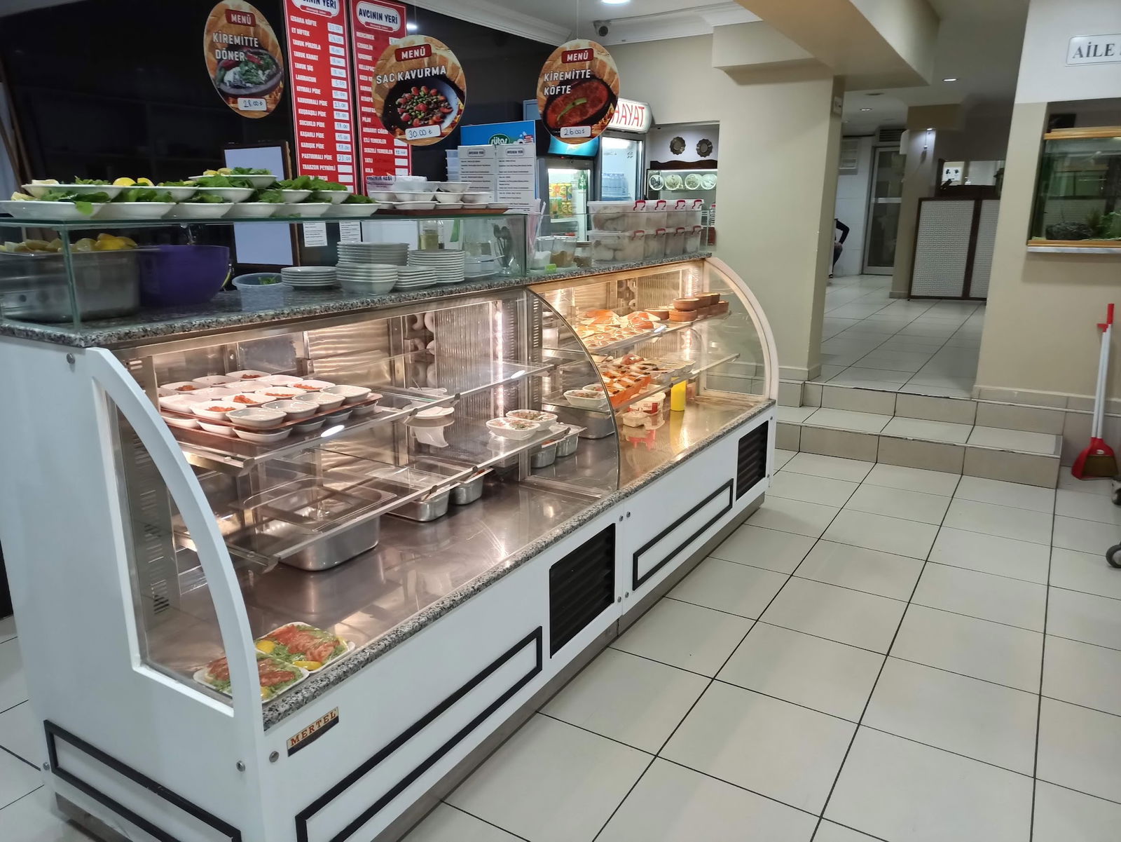 Avcinin Yeri̇ Akse Sapaği