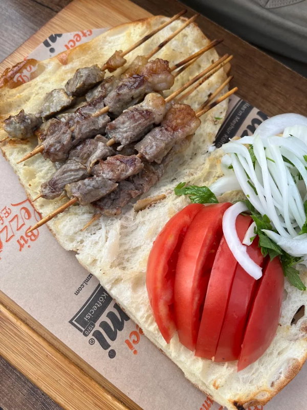 Köfteci̇ Nazmi̇ / Milas