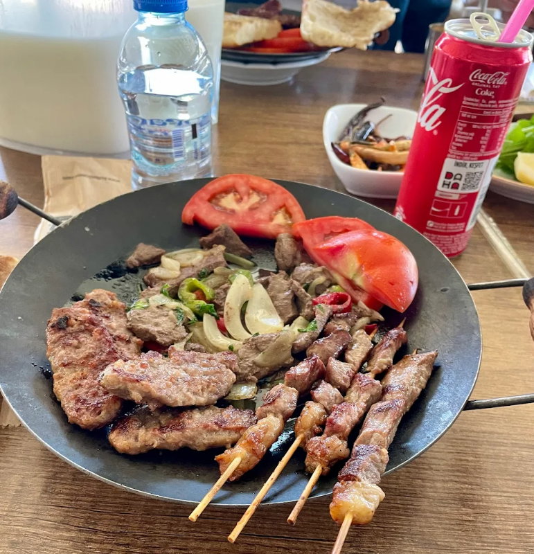 Köfteci̇ Nazmi̇ / Milas