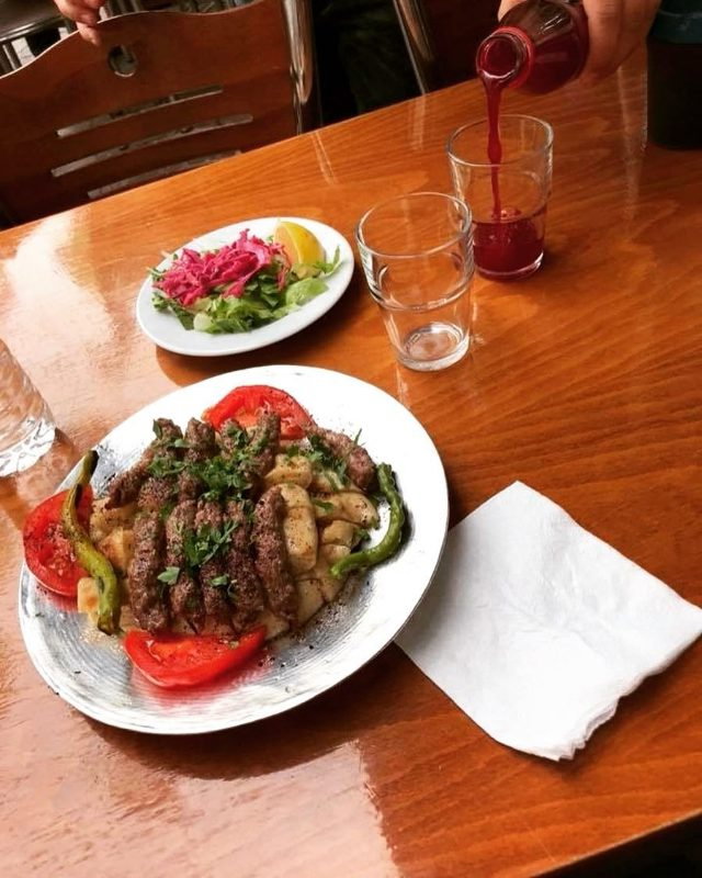 Gülcemal Manisa Kebapçısı