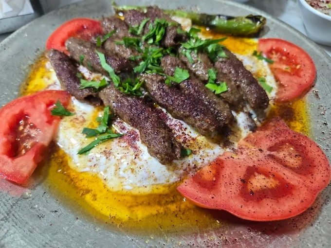 Gülcemal Manisa Kebapçısı