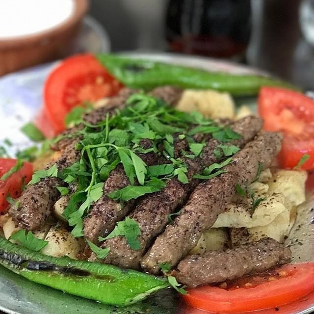 Gülcemal Manisa Kebapçısı