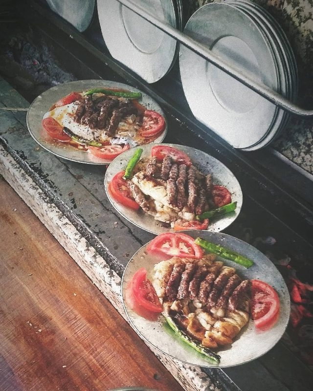 Gülcemal Manisa Kebapçısı